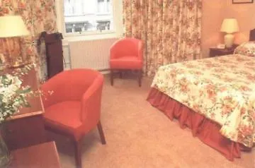 Cityroomz Edimburgo 3*,